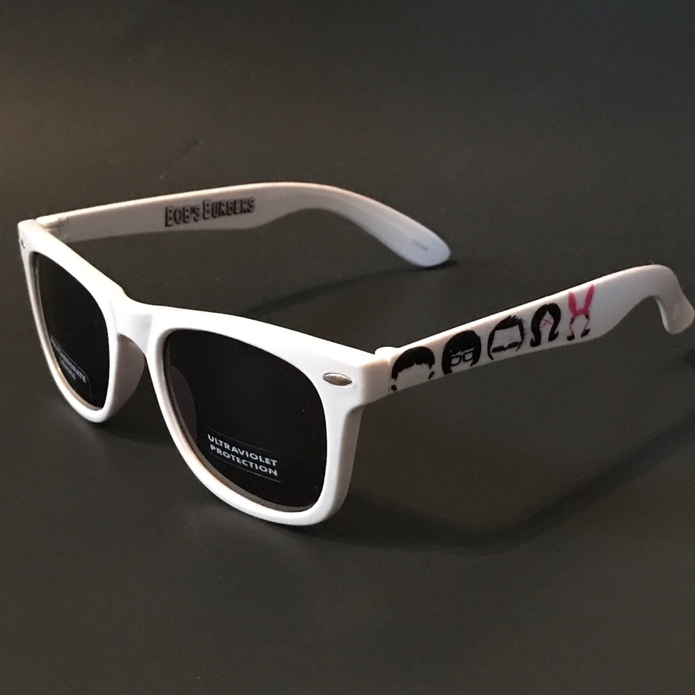 Bobs burgers sunglasses , bobs burgers fashion